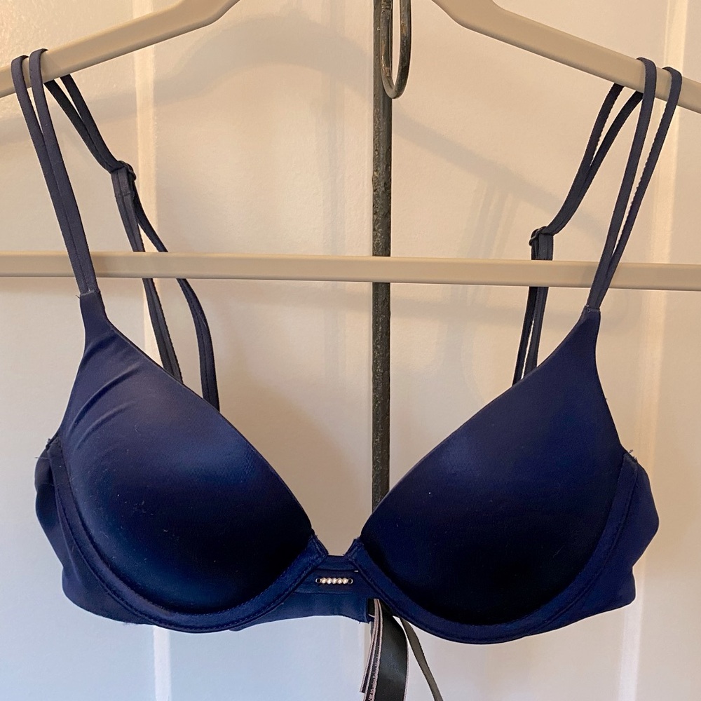 Victoria’s Secret Very Sexy push up bra